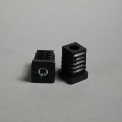 Plastová zátka 25 mm černá s kovovým závitem