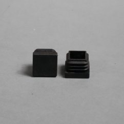 Plastová zátka 25 mm čierna