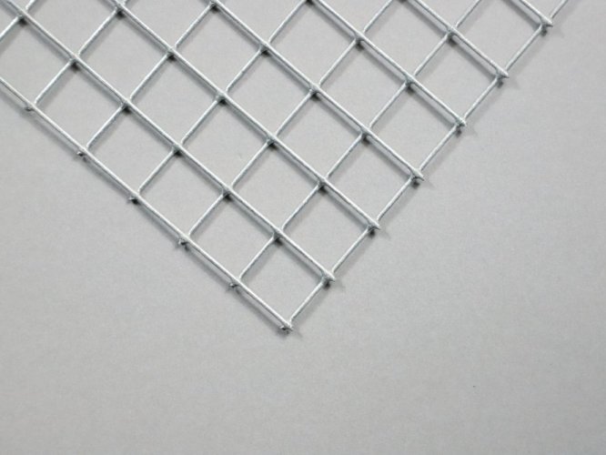 Esafort 16 x 16 x 1,2 mm