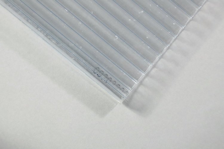Polykarbonát 1500 x 1000 mm, síla 10 mm