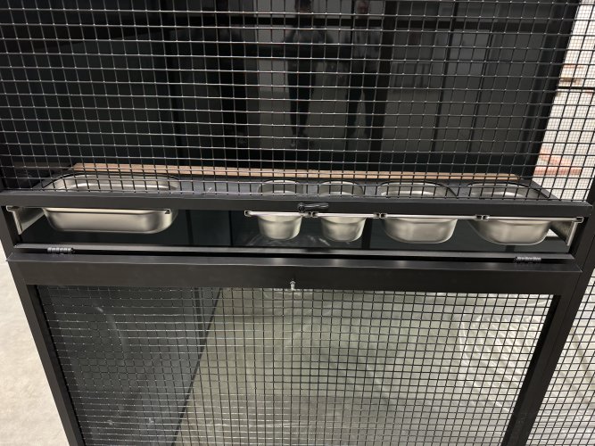 Hliníková voliéra - čierny elox + čierne pletivo